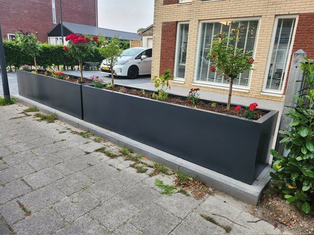 Stalen Plantenbak met bodem, 100x50x50 cm, zwart (Ral 9005)